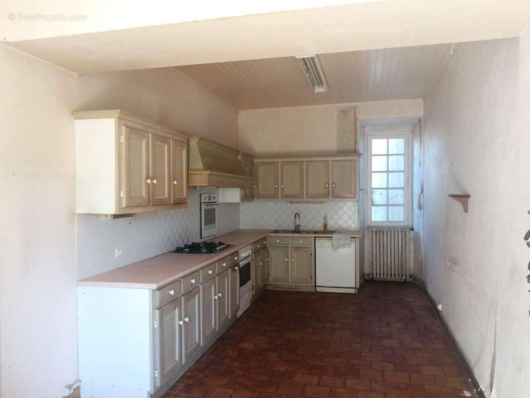 Appartement à LA TOUR-BLANCHE