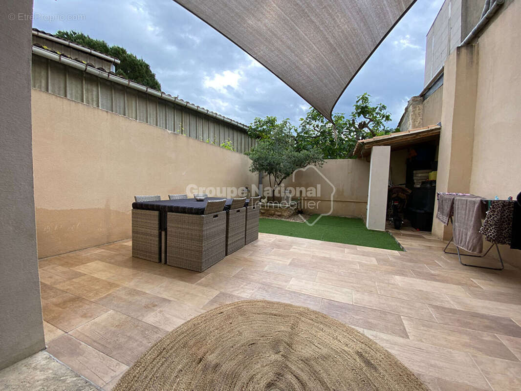 Maison à CHATEAURENARD