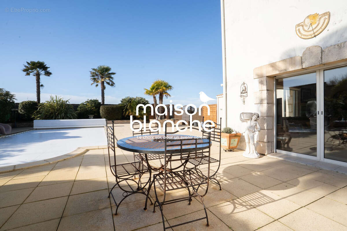 Maison à LONGEVILLE-SUR-MER