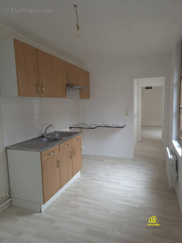 cuisine - Appartement à CHARLEVILLE-MEZIERES