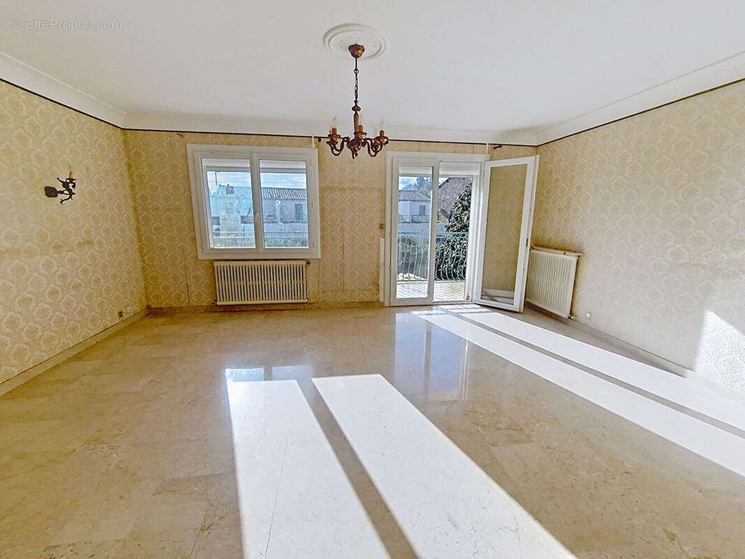 Maison à SAINT-GEORGES-D'ORQUES