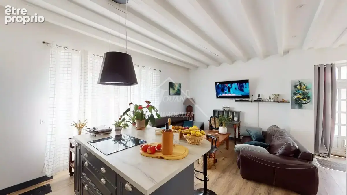 Maison rénovée, deux chambres, garage et jardin - photo 13