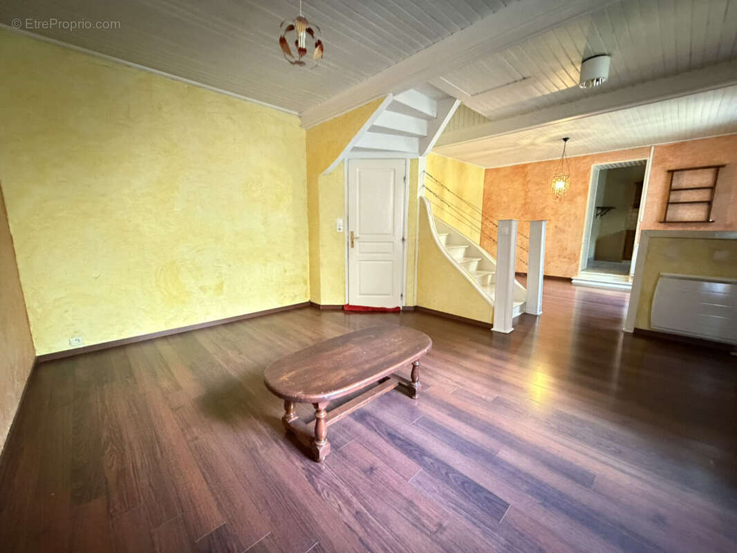 Photo 5 - Maison à COURS-LA-VILLE