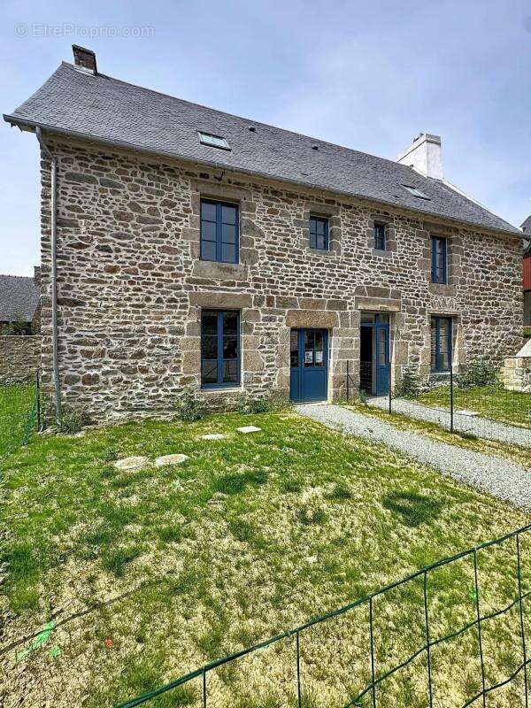 Maison en pierre 5 pièces 108 m2 proche Rance - photo 2
