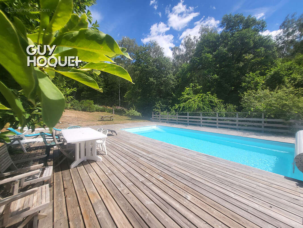 Maison de plain-pied avec piscine, jacuzzi et vue exceptionnelle sur le Lac des Settons - photo 15