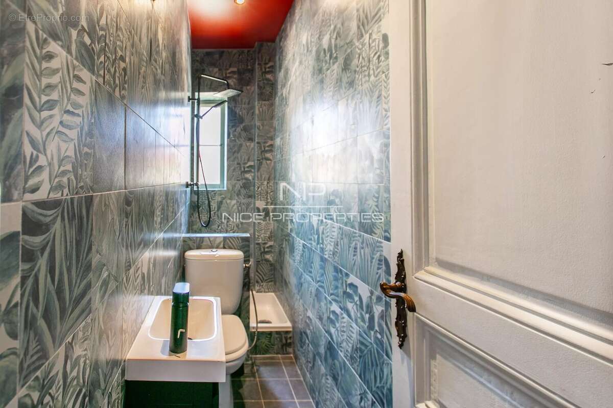 Nice Carré d'Or, splendide 4 pièces rénové et climatisé en dernier étage - photo 20