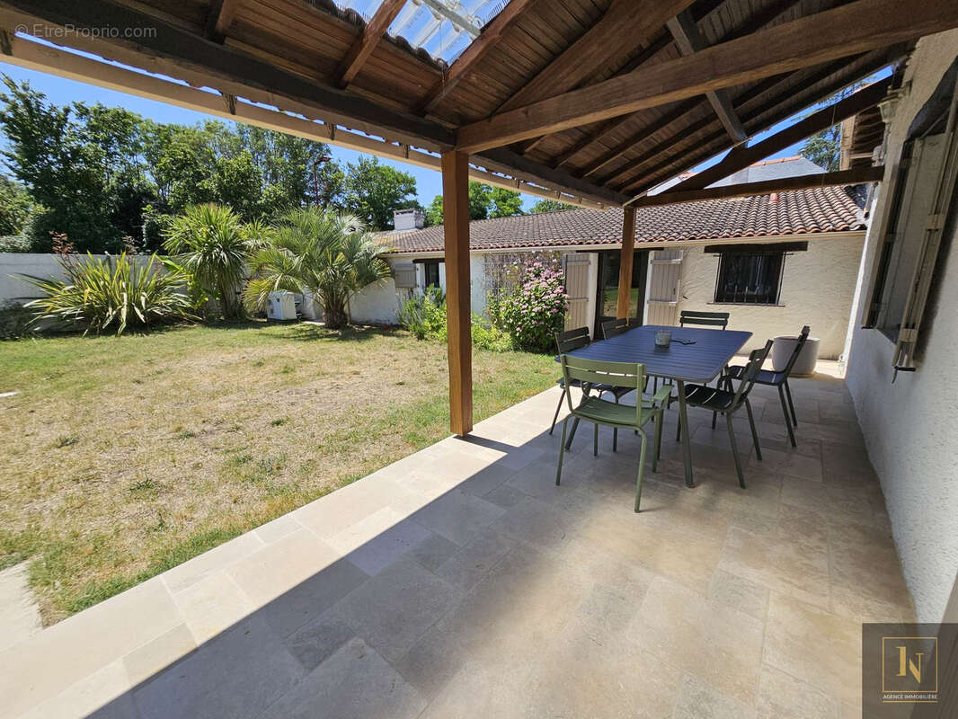 Maison à PAIMBOEUF