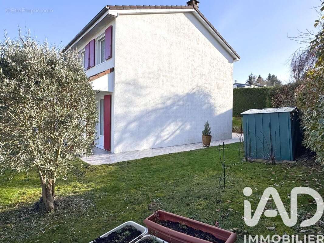Photo 2 - Maison à CONCHES-SUR-GONDOIRE