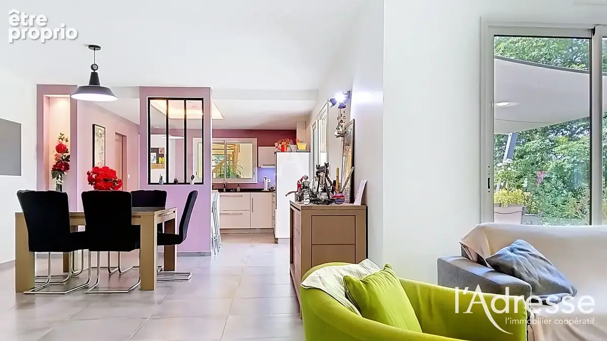 Entre Beaupréau et Chemillé : Plain-pied spacieux, 5 chambres et bureau indépendant - photo 4