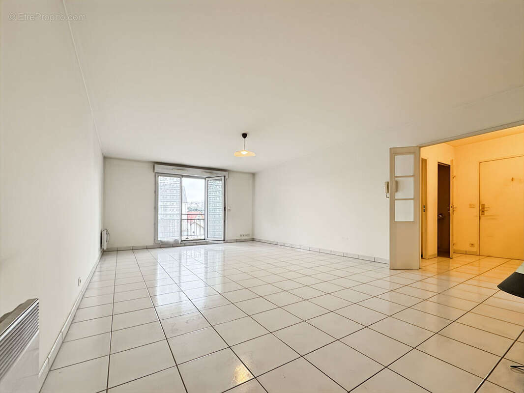 Appartement à ROSNY-SOUS-BOIS
