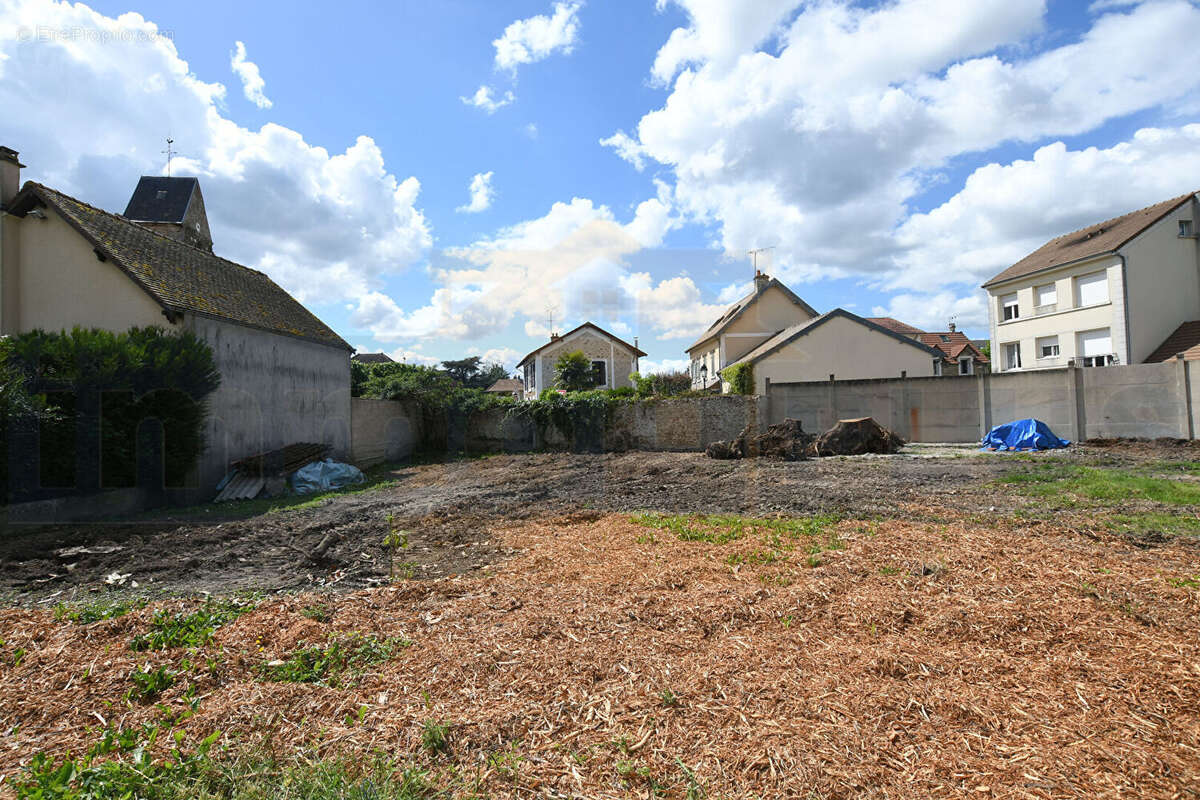 Terrain à BOIS-D'ARCY