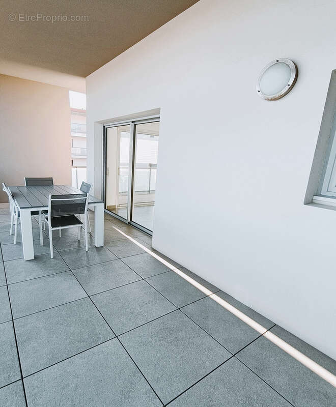 Appartement à FREJUS