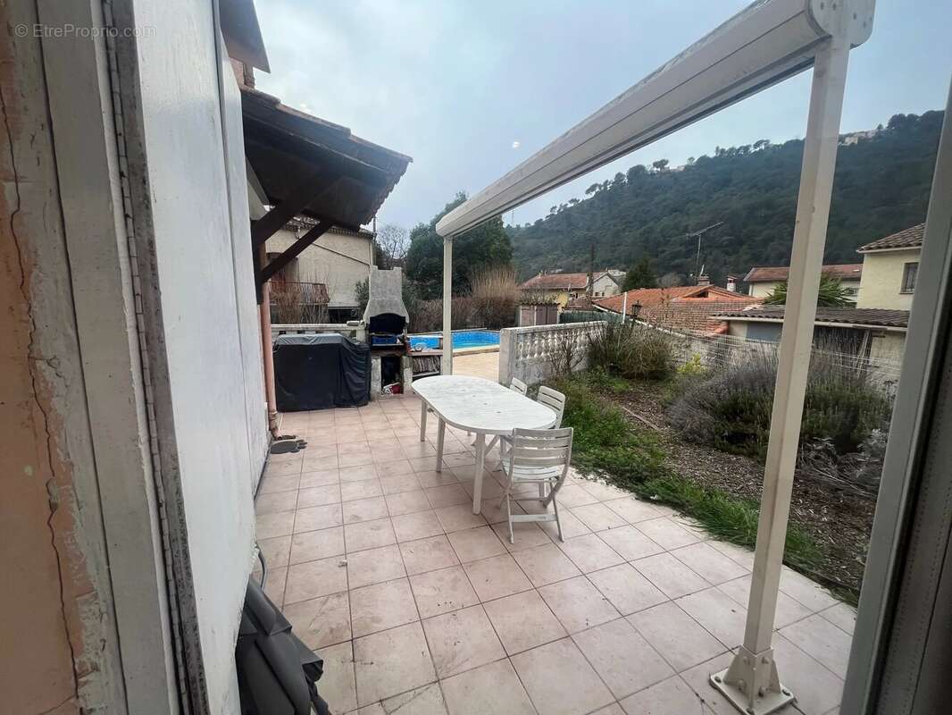 Maison à DRAP