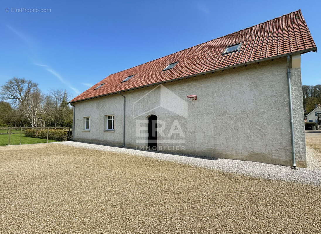 Maison à ESTREELLES