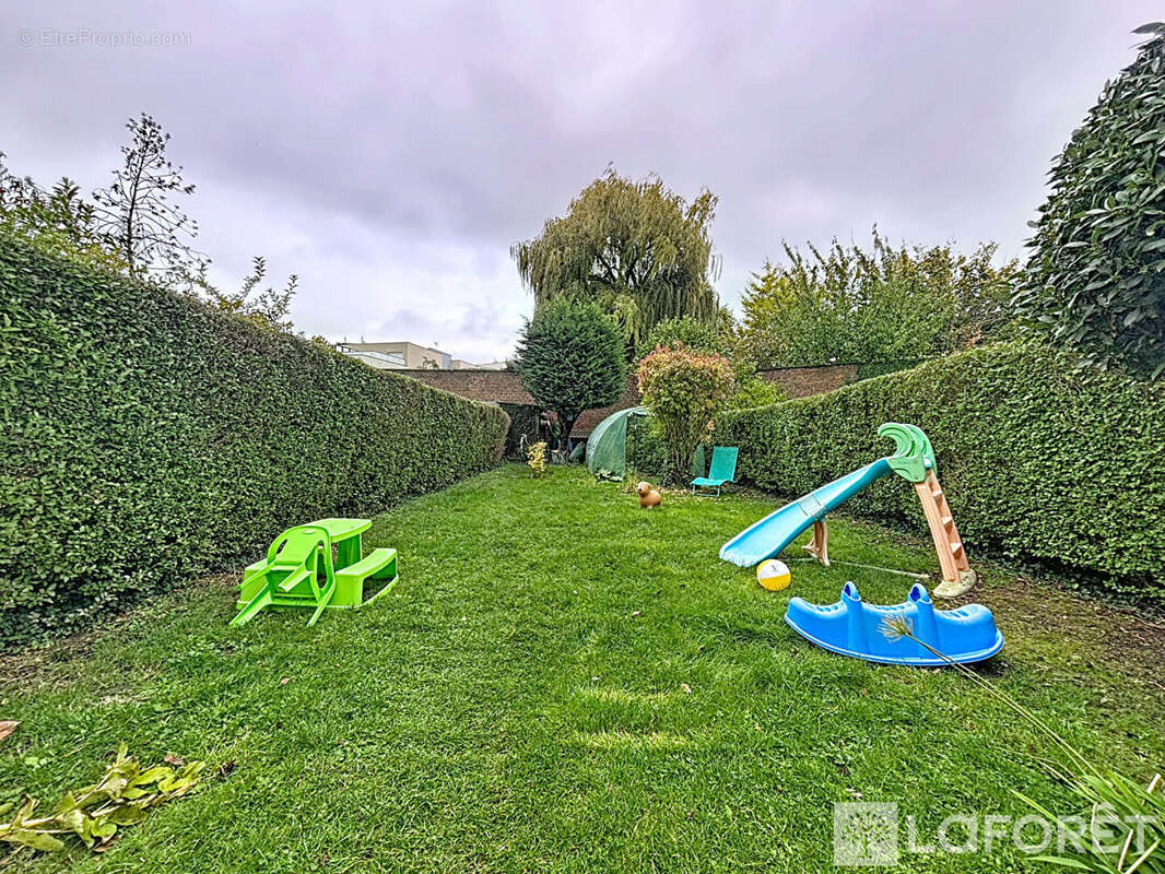 Maison à ARMENTIERES