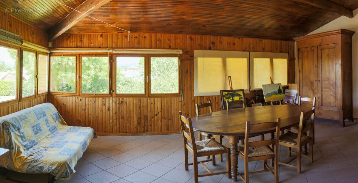 Maison familiale de 182 m² avec piscine et espaces indépendants à Roquefort-sur-Garonne - photo 7
