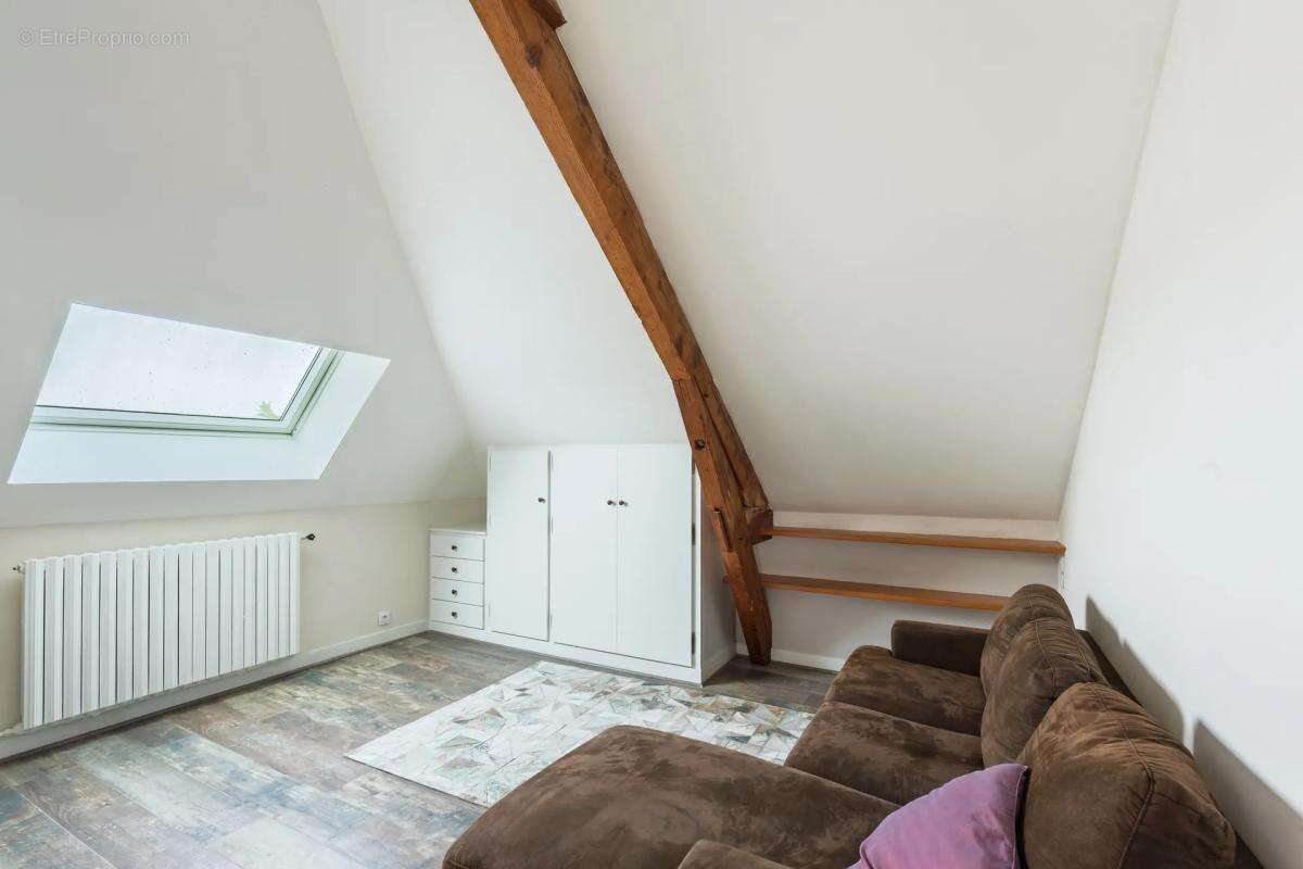 Maison à LIMEIL-BREVANNES