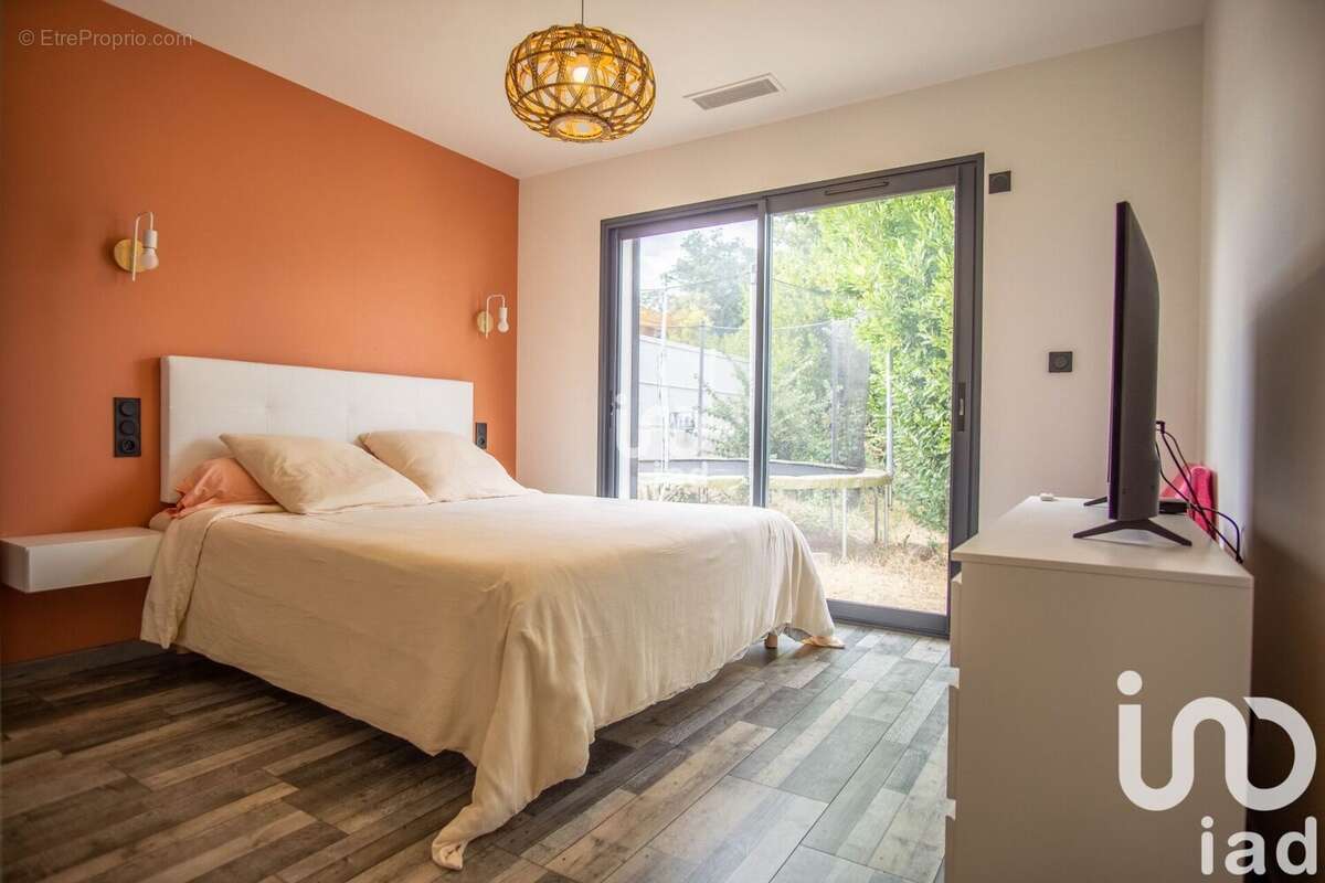 Photo 4 - Maison à ROQUEBRUNE-SUR-ARGENS