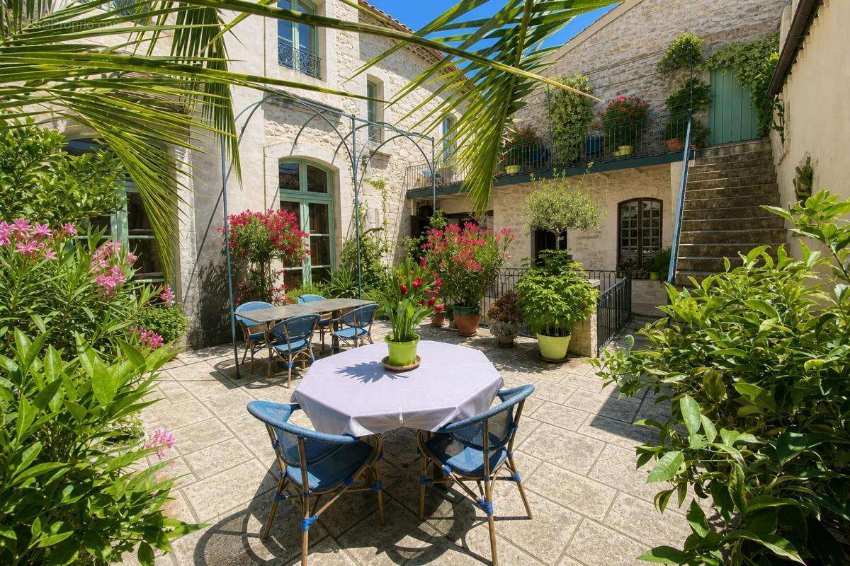 Maison à BOURG-SAINT-ANDEOL