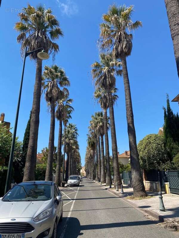 Appartement à HYERES