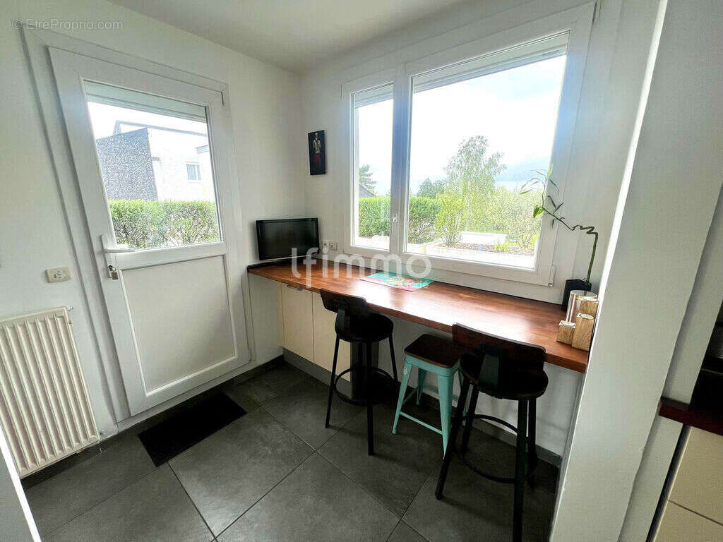 Duplex 5 pièces rénové vues dégagées au calme - photo 8