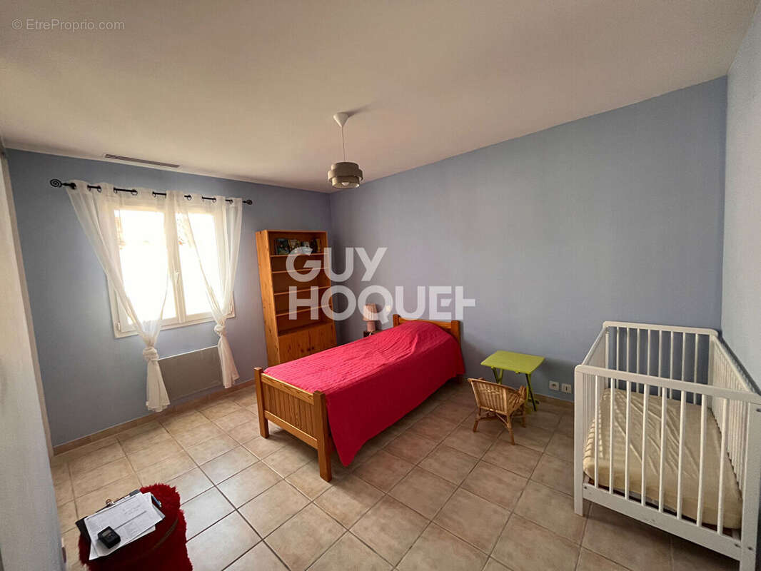 Maison à vendre à Aigues Vives, 34 - 3 chambres avec piscine - V413CB - photo 4