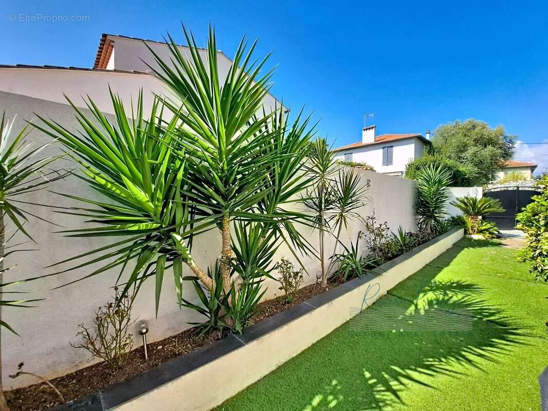 Maison à ANTIBES