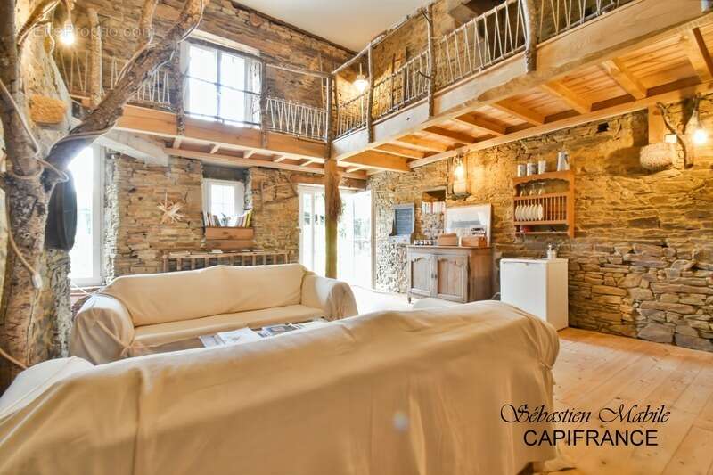 Chambres d'hôtes et gîte à vendre en Bretagne 9 pièces SOUGEAL (35) en Baie du Mont Saint Michel - Terrrain de 2200 M² - photo 15