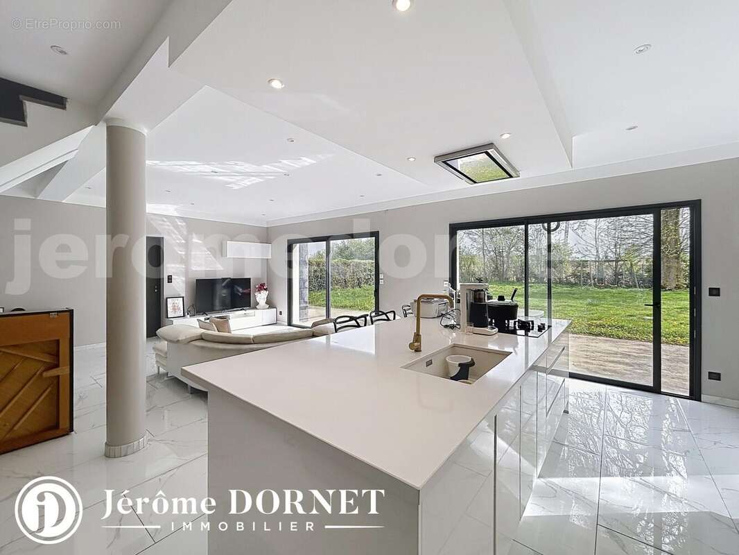 gran_00015 - Maison à GRANDVILLIERS