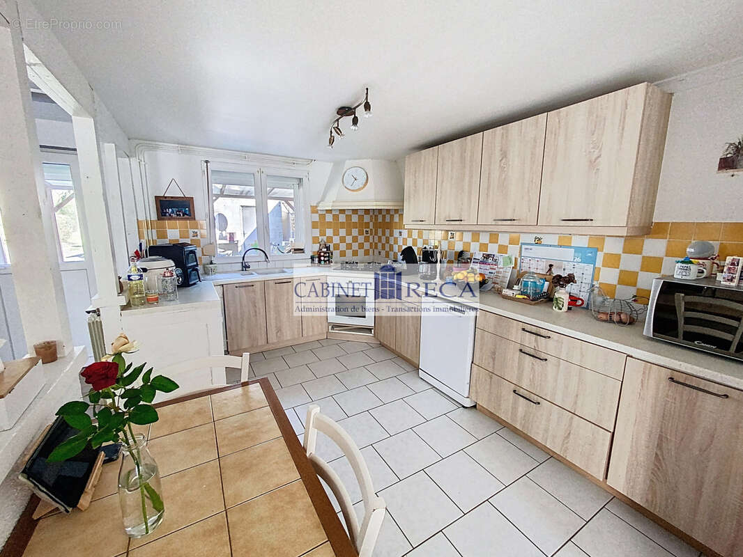 Maison Familiale 163,67 m2 AXE NOYON - CHAUNY - photo 4