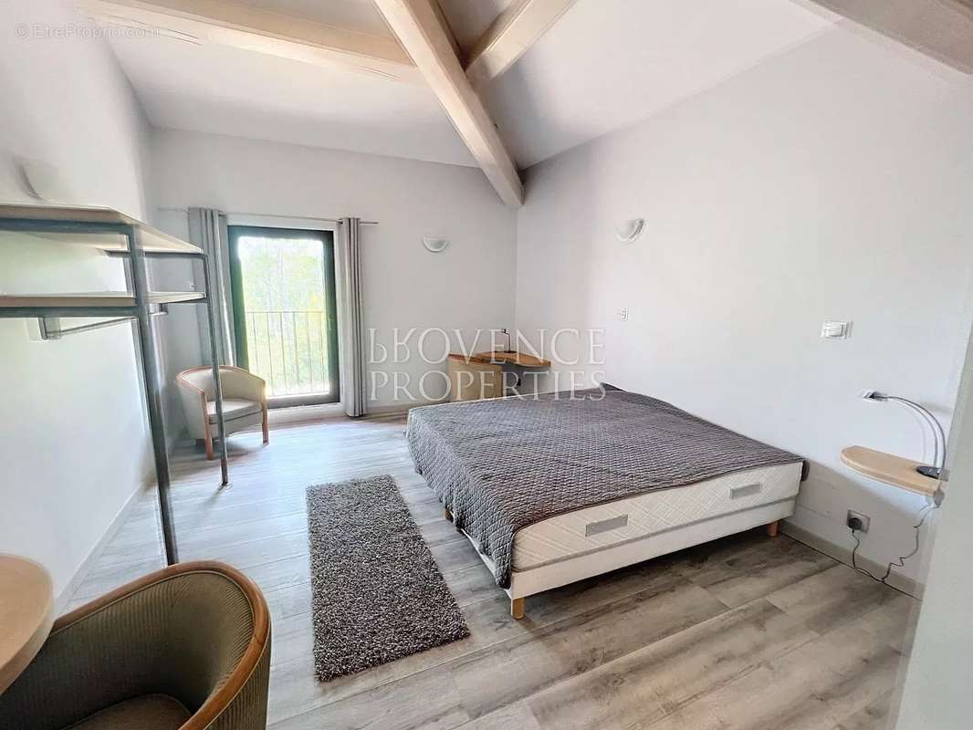 Maison à CHATEAUVERT