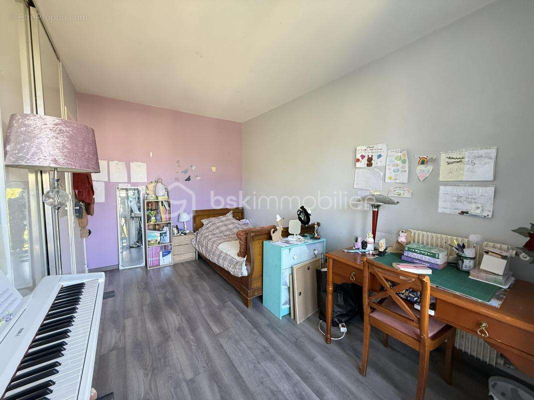Appartement à NEUILLY-PLAISANCE