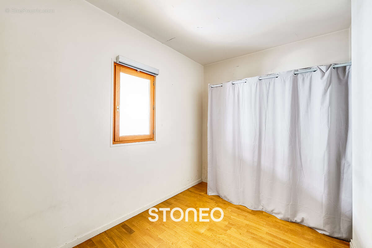 Appartement à PARIS-7E