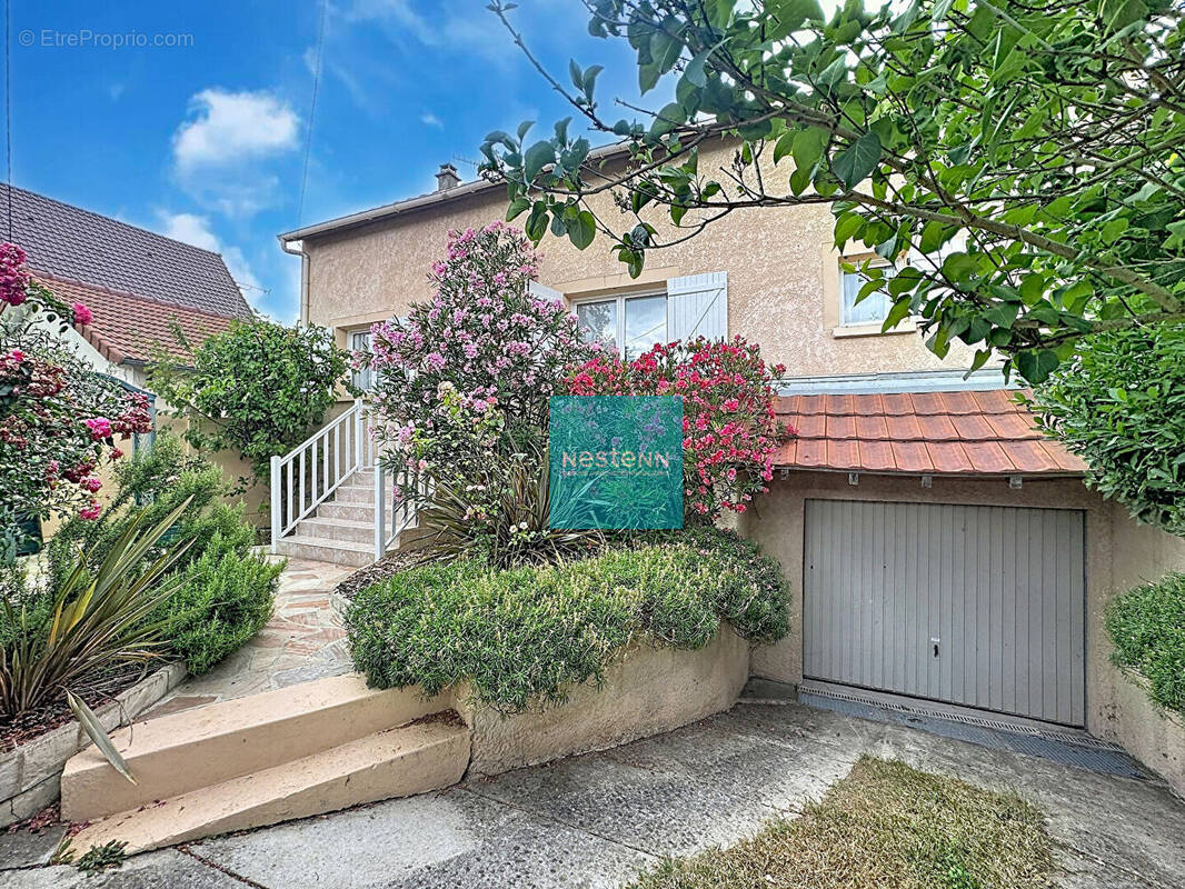 Maison à LE PLESSIS-BOUCHARD