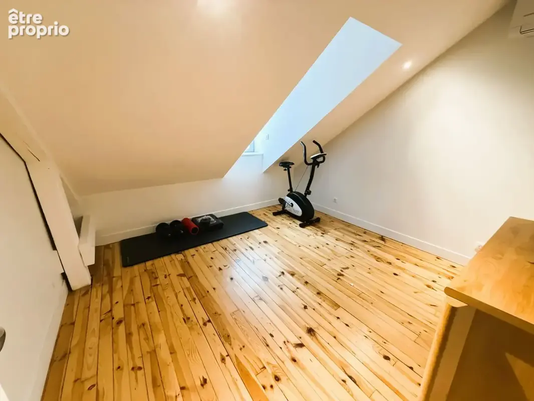 Vichy plan d'eau-elegant duplex 114 m2 entierement renove - photo 13