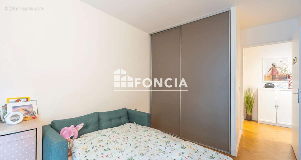 Appartement à MONTROUGE