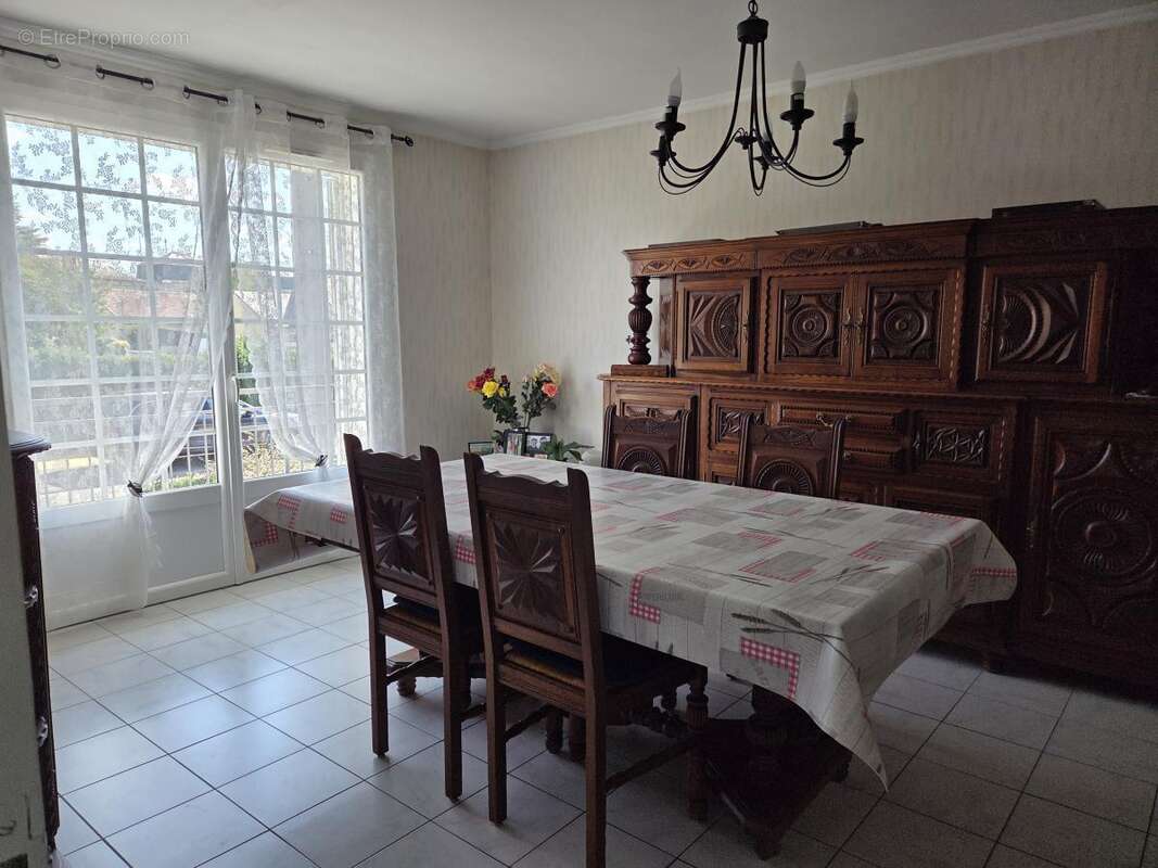 Maison à CHATEAU-GONTIER