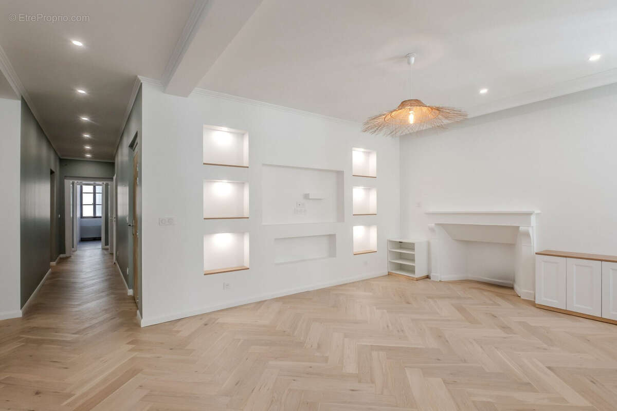Appartement à EVIAN-LES-BAINS