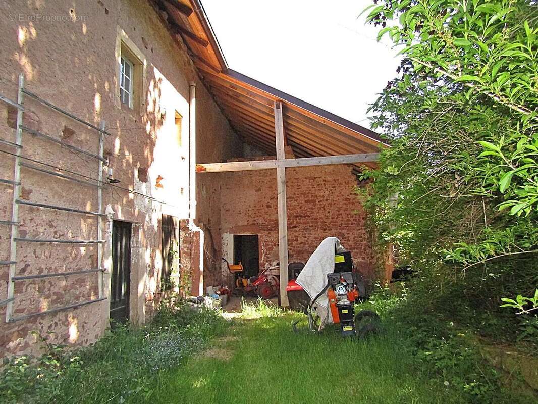 Maison à LUVIGNY