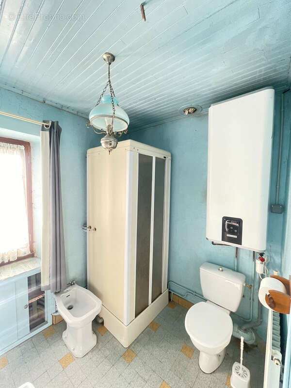 Maison à SAINT-PRIVAT