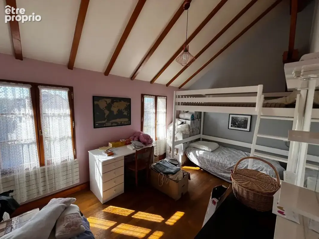 Maison familiale de 167 m2 avec dépendance - photo 12