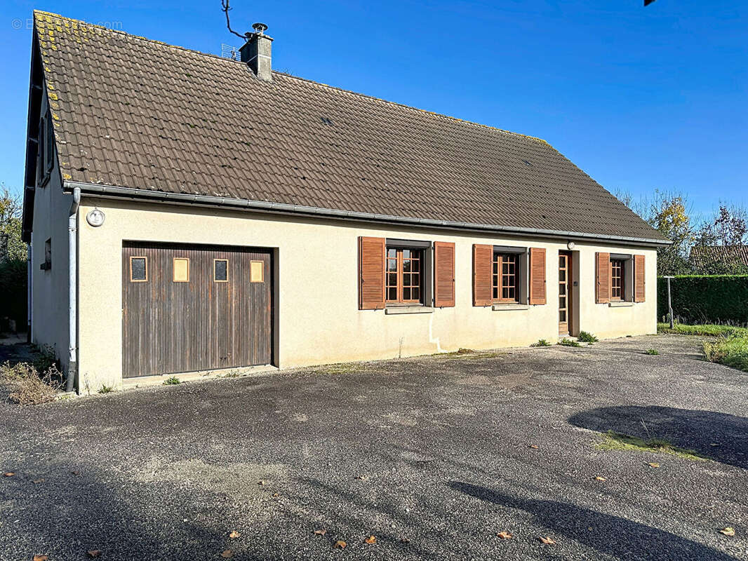 Maison à SAINTE-MERE-EGLISE