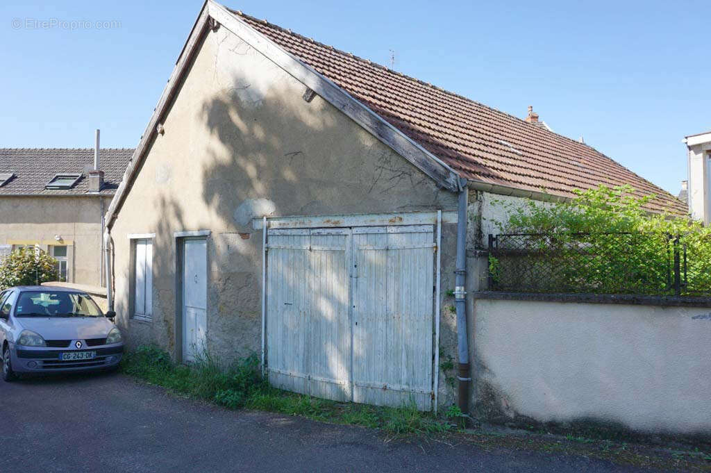 Appartement à CHAROLLES
