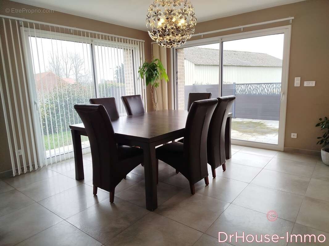 Maison à ROQUETOIRE