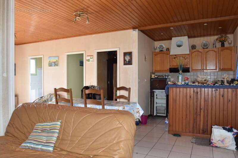 Maison à LA BREE-LES-BAINS
