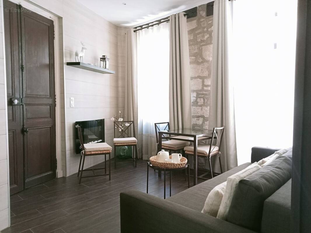 Appartement à GANGES