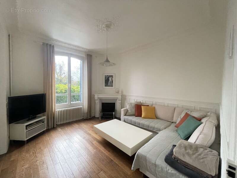 Maison à MONTIGNY-SUR-LOING