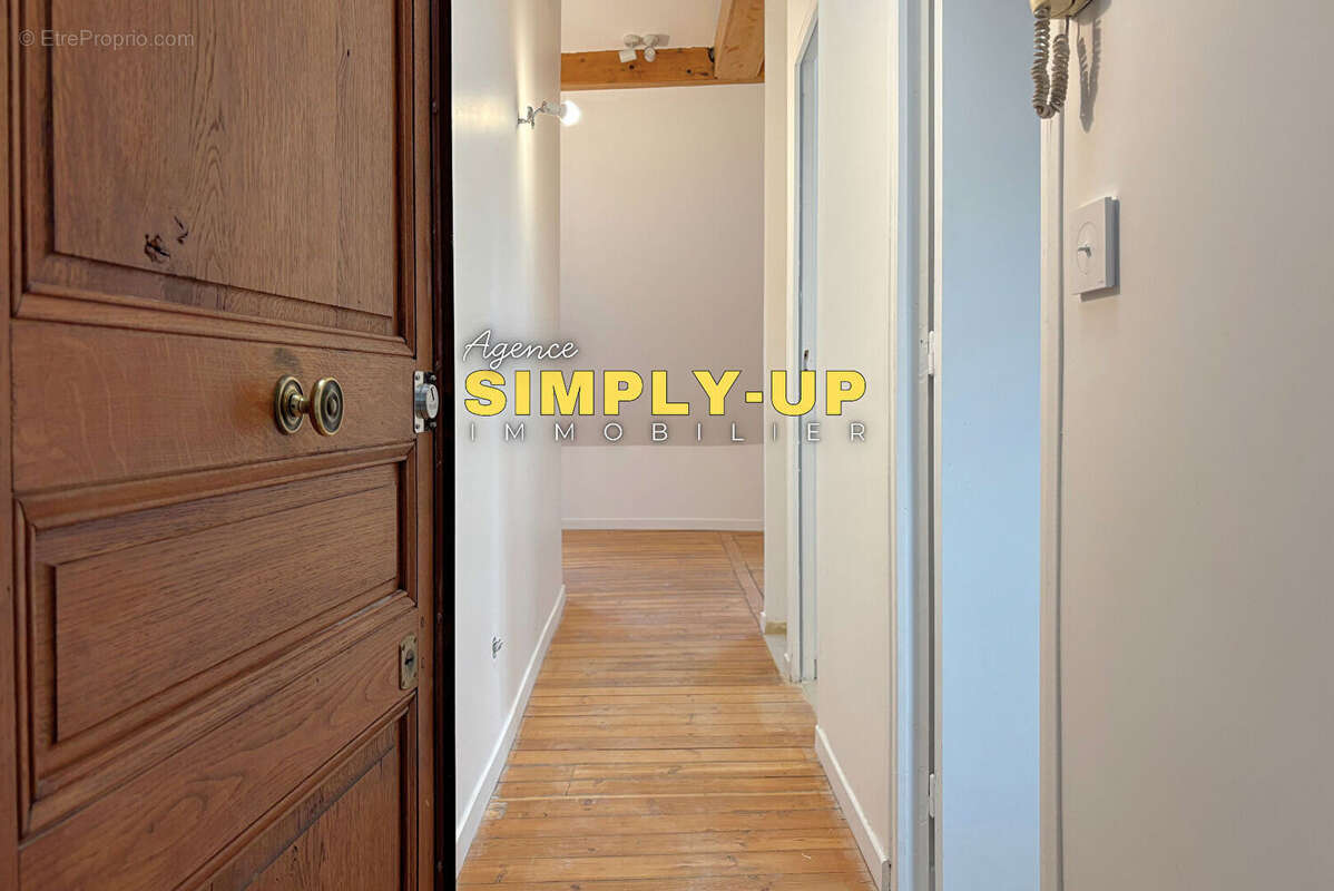 Appartement à PARIS-3E