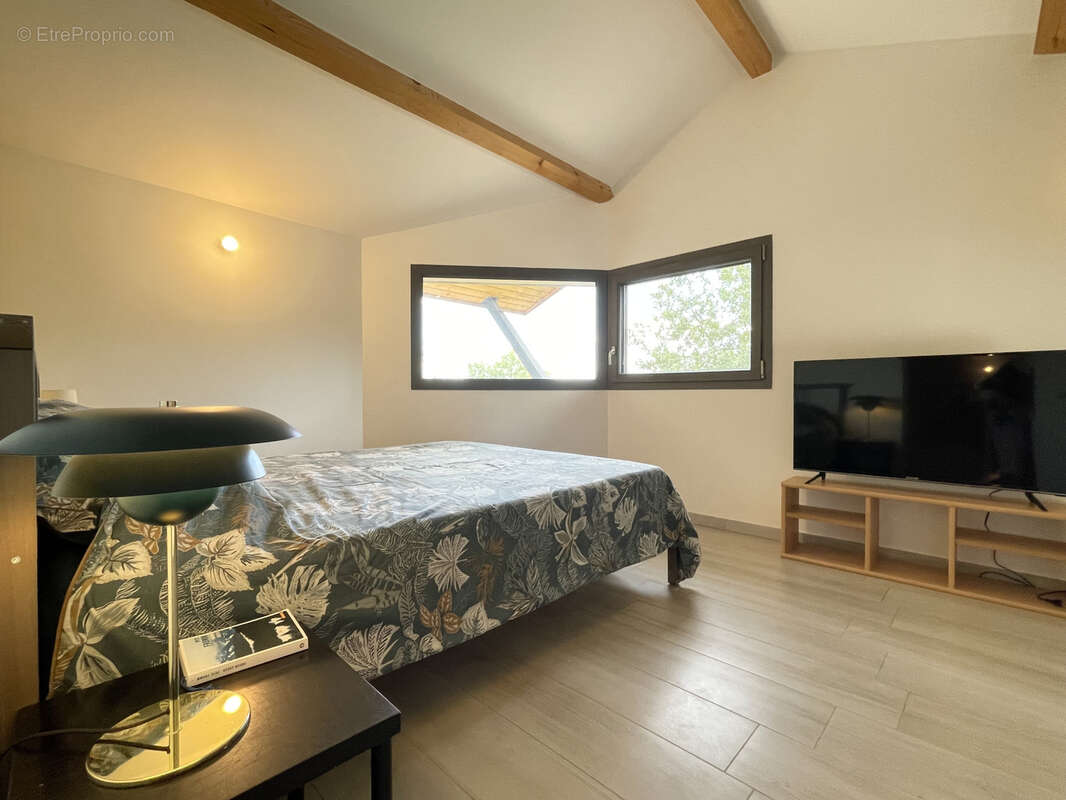 Maison à MOURS-SAINT-EUSEBE