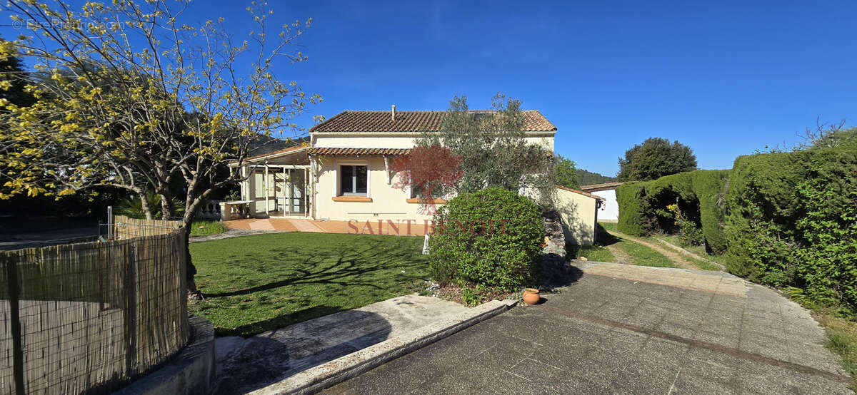 Maison à LA BOISSIERE